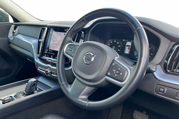 Used Volvo XC60 2021 for sale - 75641258: Photo 10