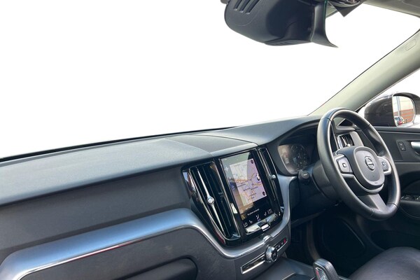 Used Volvo XC60 2021 for sale - 75641258: Photo 2