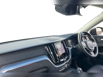 Used Volvo XC60 2021 for sale - 75641258: Photo