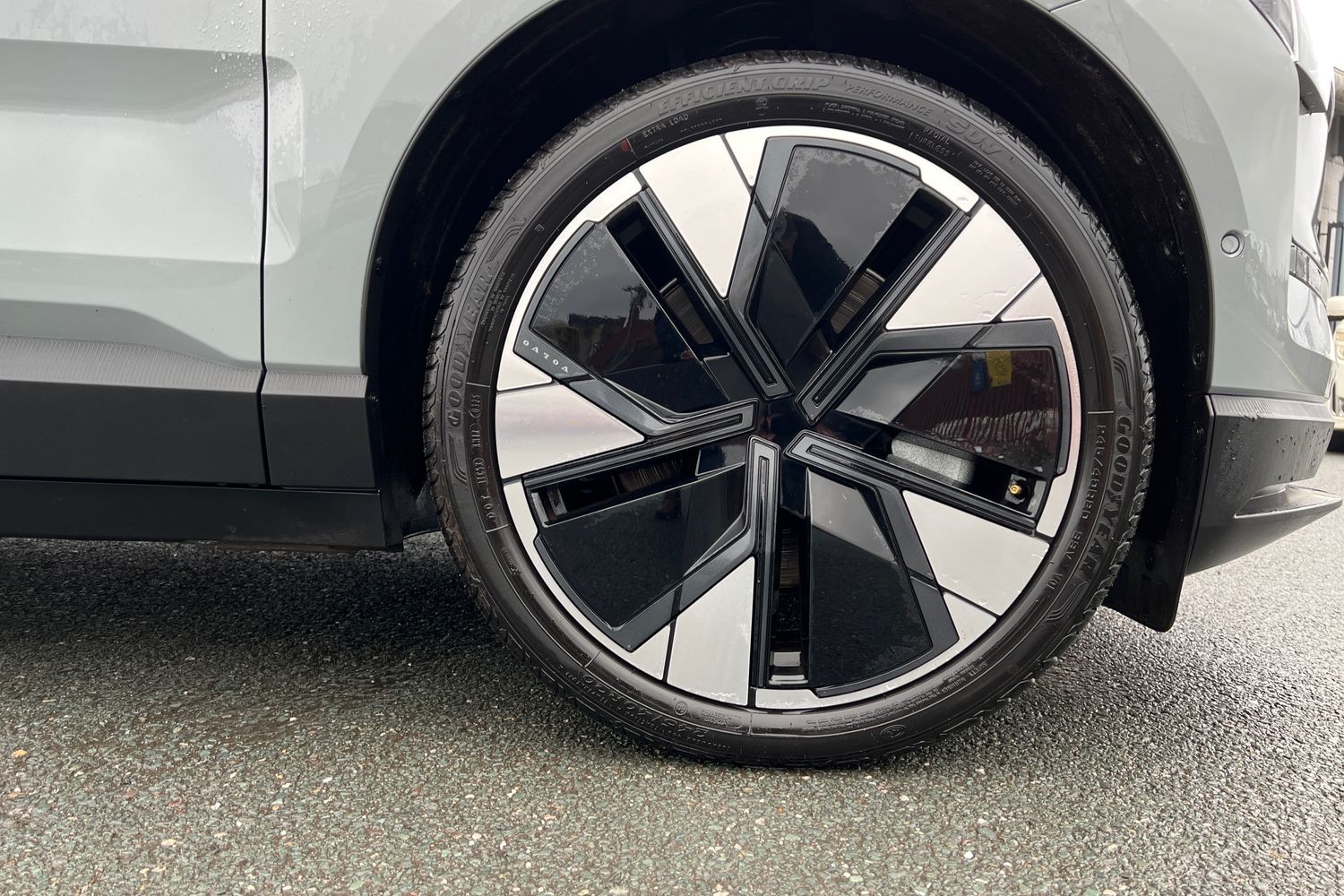 Used Volvo EX30 2025 for sale - 77877451: Photo 5