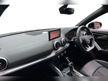 Used Audi Q2 2022 for sale - 75468900: Photo