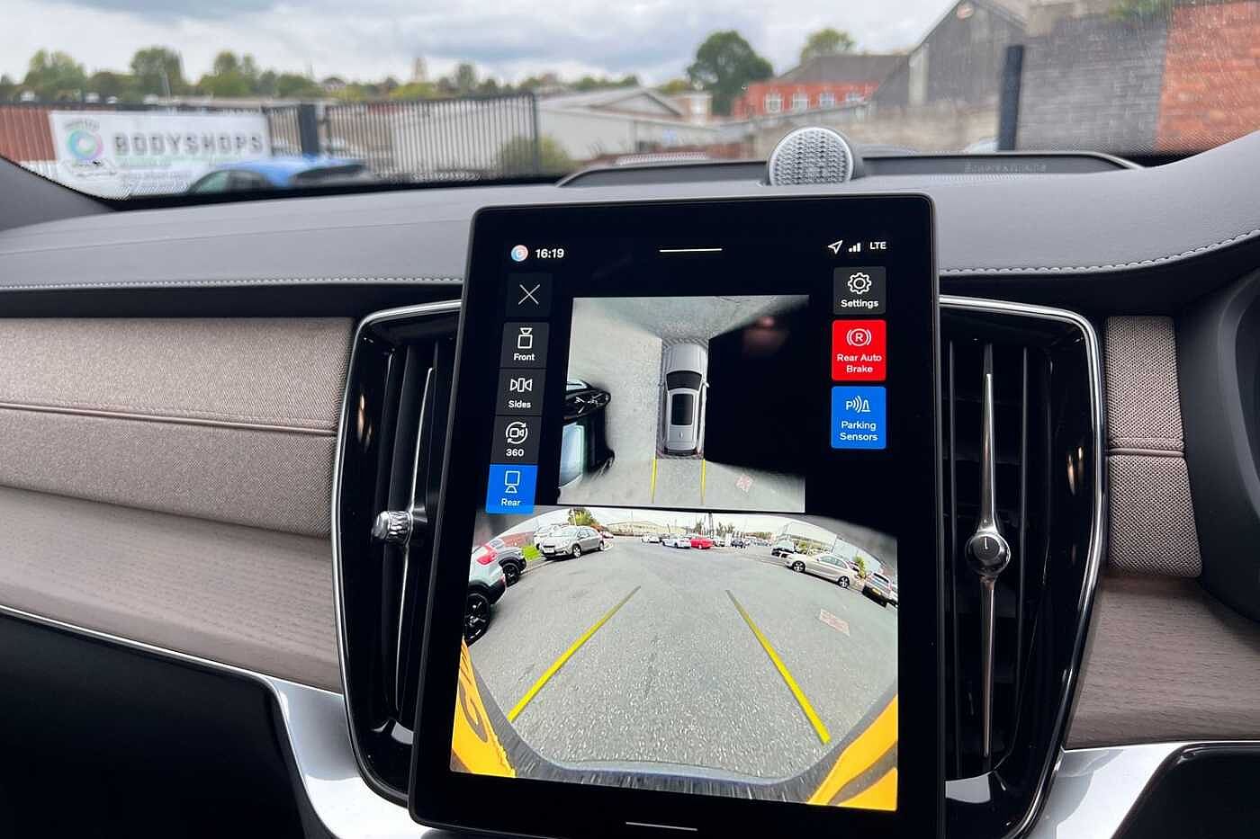 Used Volvo XC90 2025 for sale - 76393611: Photo 16