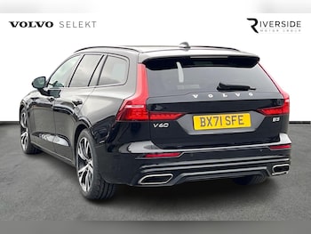 Used Volvo V60 2021 for sale - 76302421: Photo