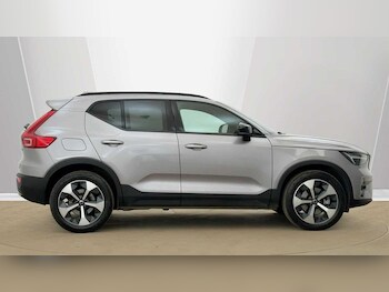Used Volvo XC40 2025 for sale - 78467859: Photo