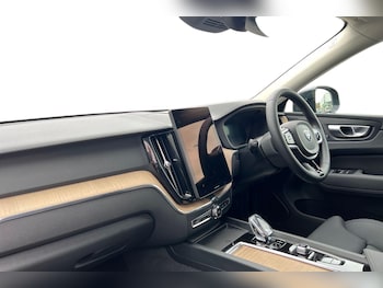 Used Volvo XC60 2025 for sale - 78298859: Photo