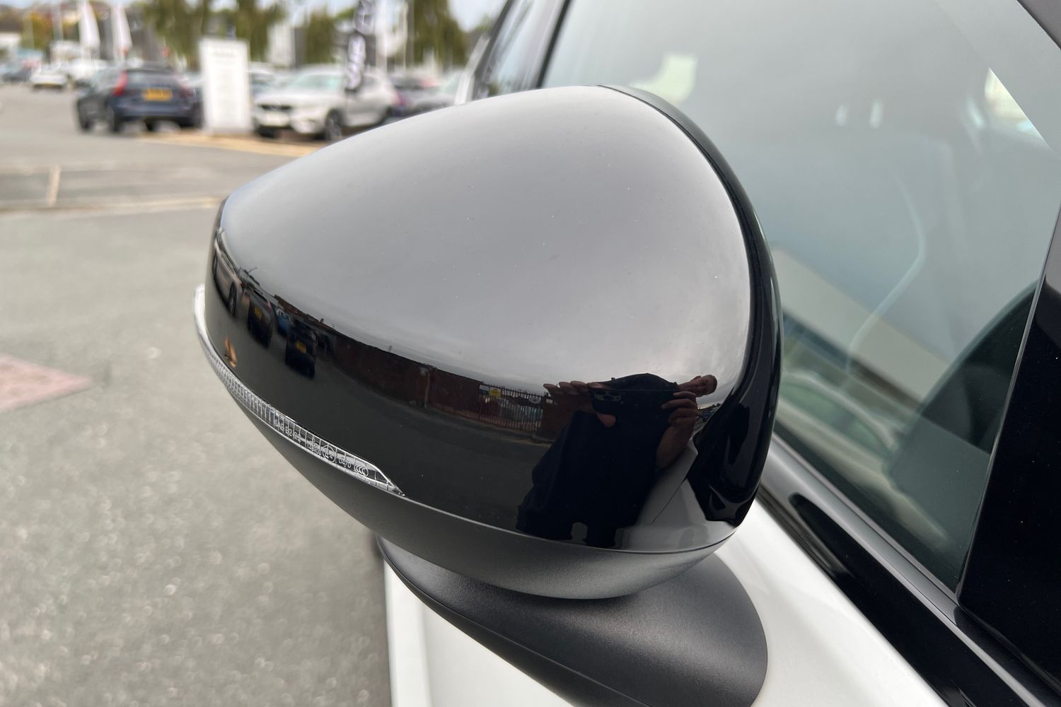 Used Volvo EX30 2025 for sale - 76008019: Photo 19