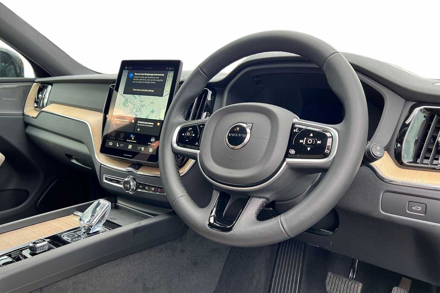 Used Volvo XC60 2025 for sale - 76008217: Photo 10