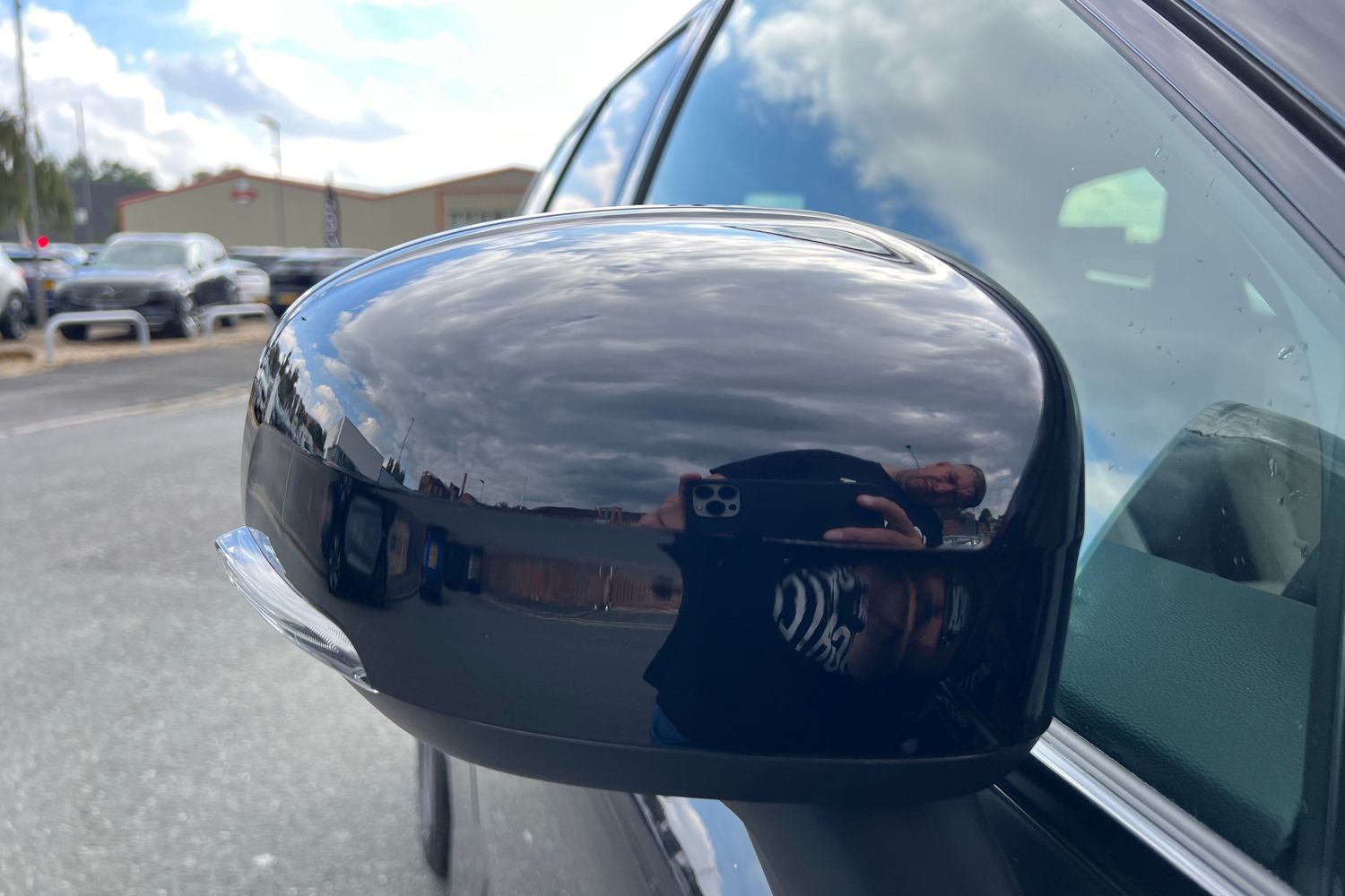 Used Volvo XC60 2025 for sale - 76008217: Photo 19