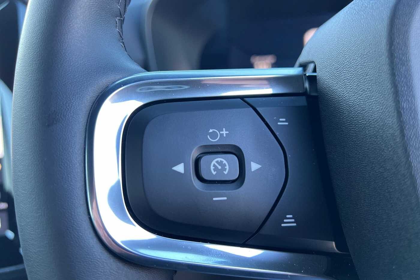 Used Volvo XC40 2025 for sale - 76614820: Photo 11