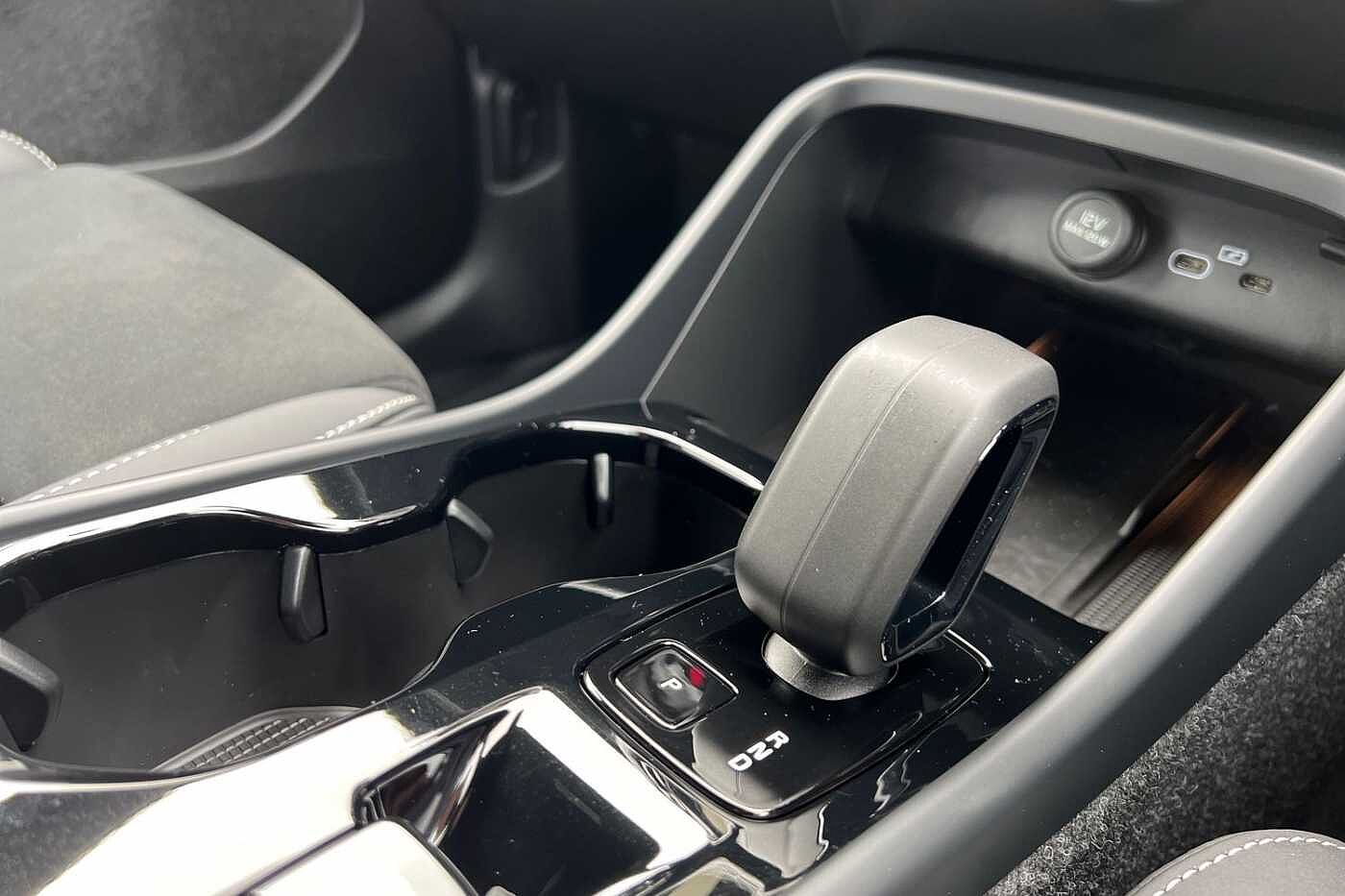 Used Volvo XC40 2025 for sale - 76312465: Photo 13