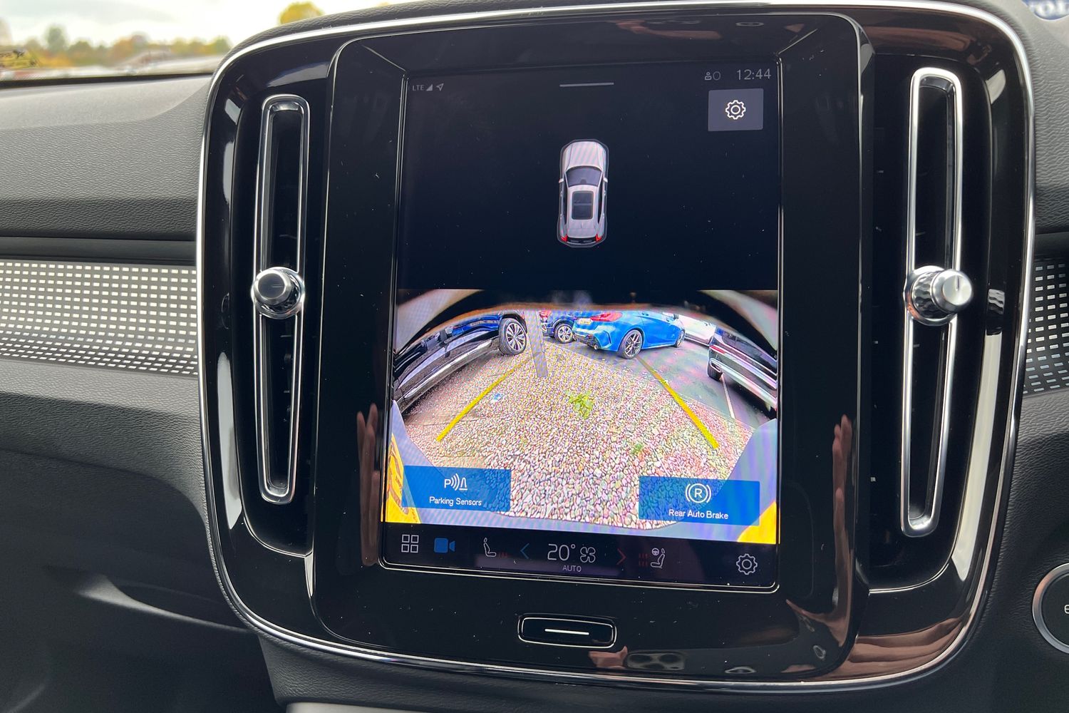 Used Volvo XC40 2025 for sale - 76312465: Photo 16