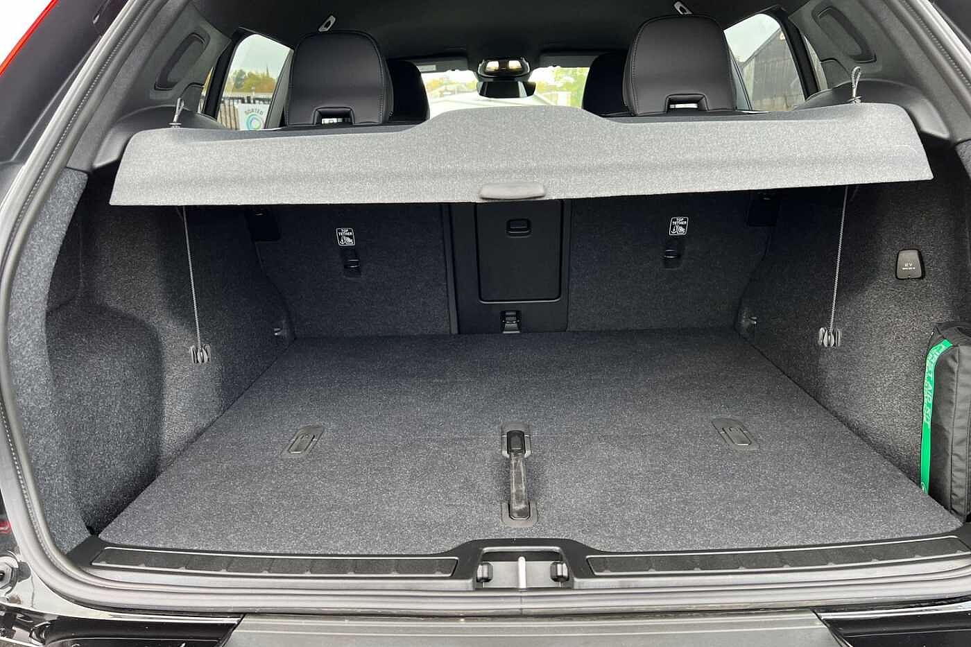 Used Volvo XC40 2025 for sale - 76312465: Photo 8