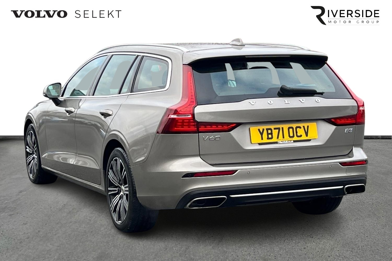 Used Volvo V60 2022 for sale - 77047551: Photo 3
