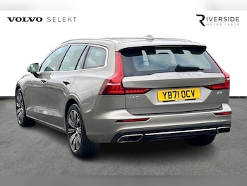 Used Volvo V60 2022 for sale - 77047551: Photo