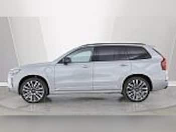 Used Volvo XC90 2025 for sale - 79673809: Photo