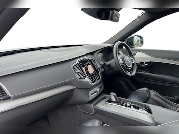 Used Volvo XC90 2022 for sale - 79526546: Photo