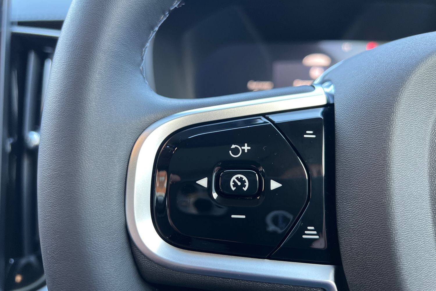 Used Volvo XC90 2025 for sale - 76796387: Photo 11