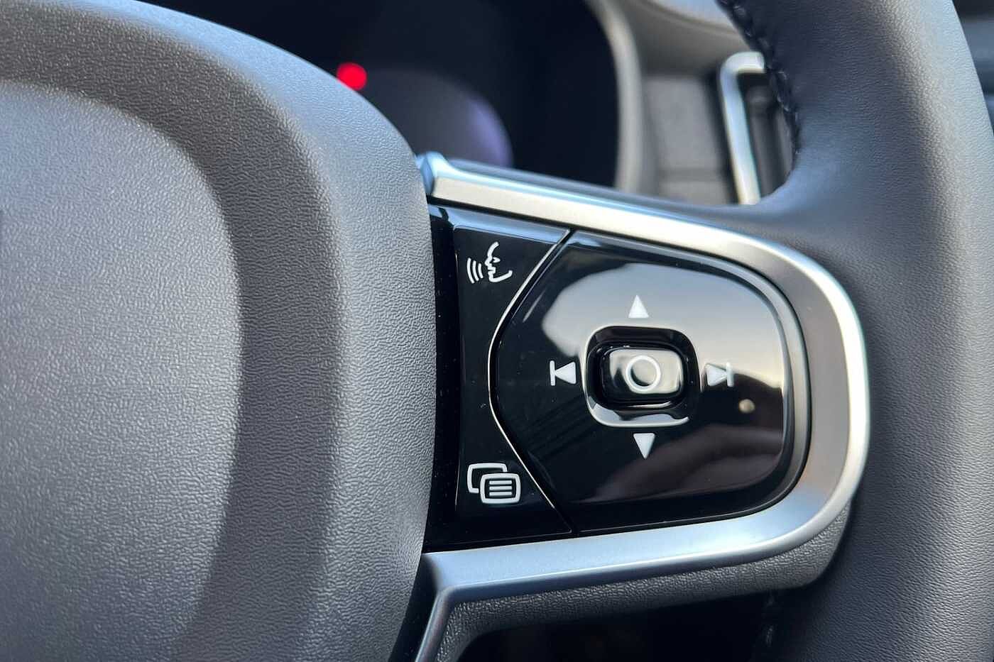 Used Volvo XC90 2025 for sale - 76796387: Photo 12