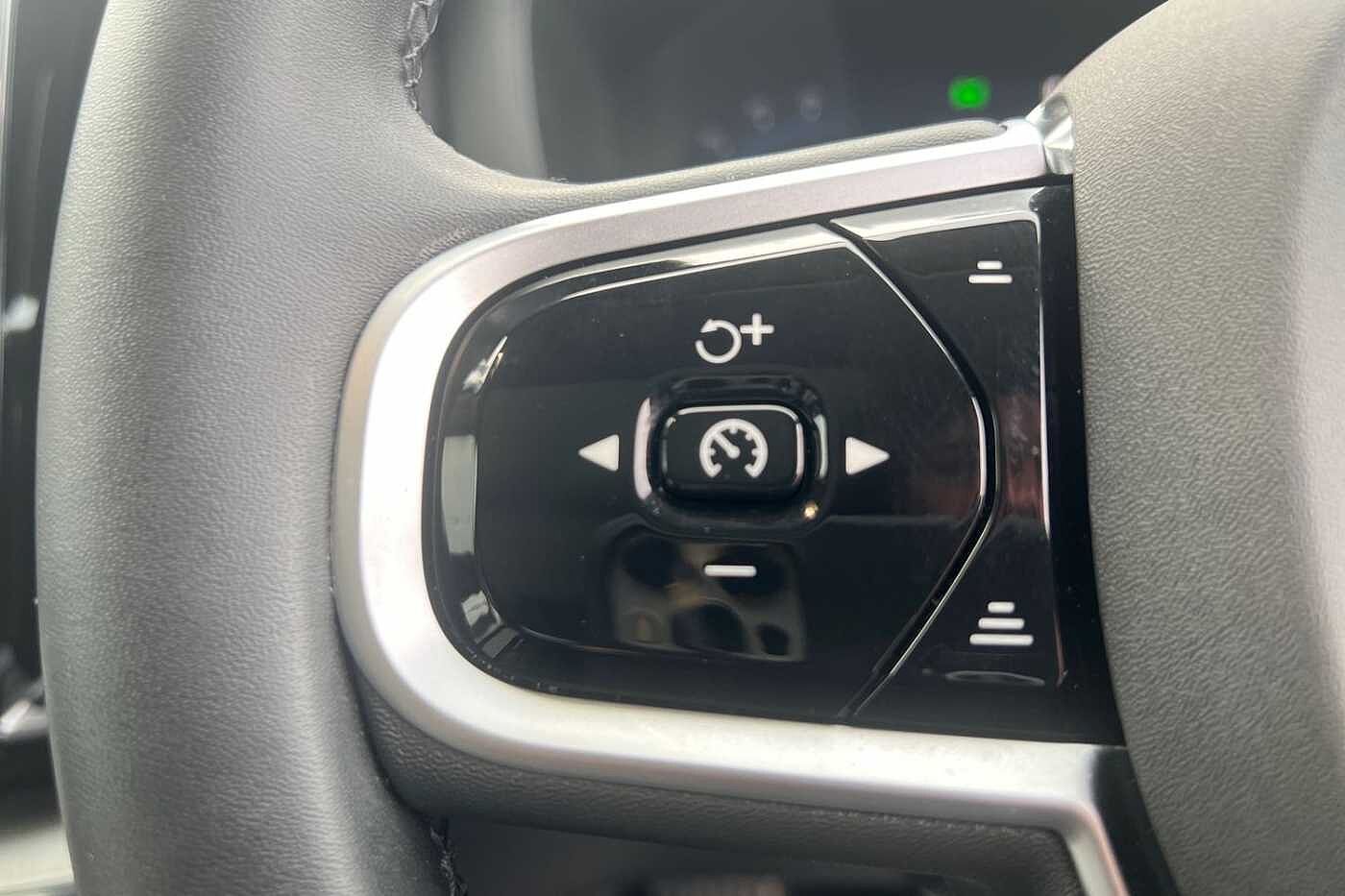 Used Volvo XC60 2025 for sale - 77606921: Photo 11