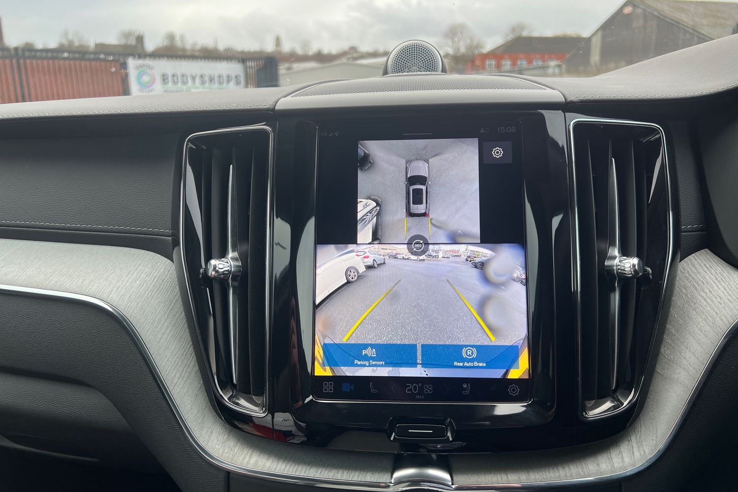 Used Volvo XC60 2025 for sale - 77606921: Photo 16