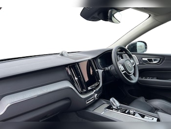 Used Volvo XC60 2025 for sale - 77606921: Photo