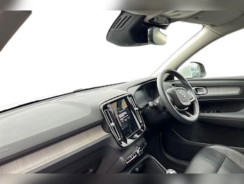 Used Volvo XC40 2021 for sale - 76415146: Photo