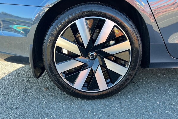 Used Volvo V90 2024 for sale - 75468991: Photo 5