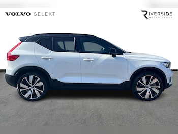 Used Volvo XC40 2022 for sale - 75468987: Photo