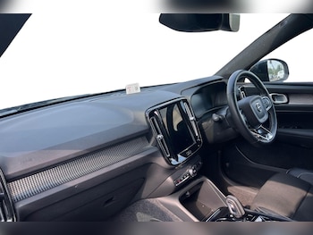 Used Volvo XC40 2021 for sale - 75468985: Photo