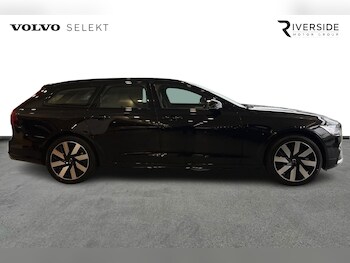 Used Volvo V90 2025 for sale - 76479734: Photo