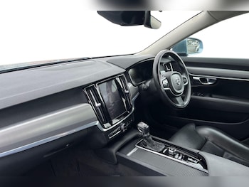 Used Volvo S90 2017 for sale - 75468996: Photo