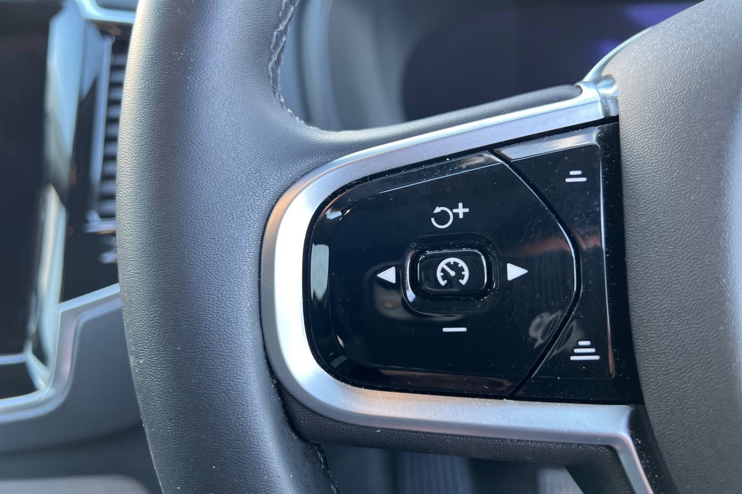 Used Volvo XC90 2024 for sale - 76507665: Photo 11