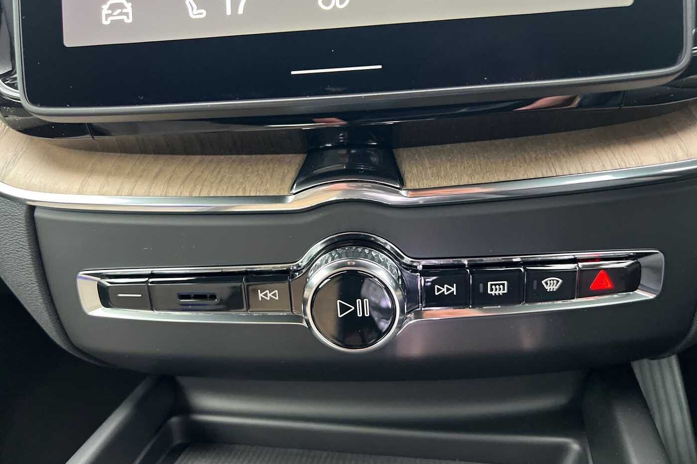 Used Volvo XC60 2025 for sale - 76438135: Photo 14