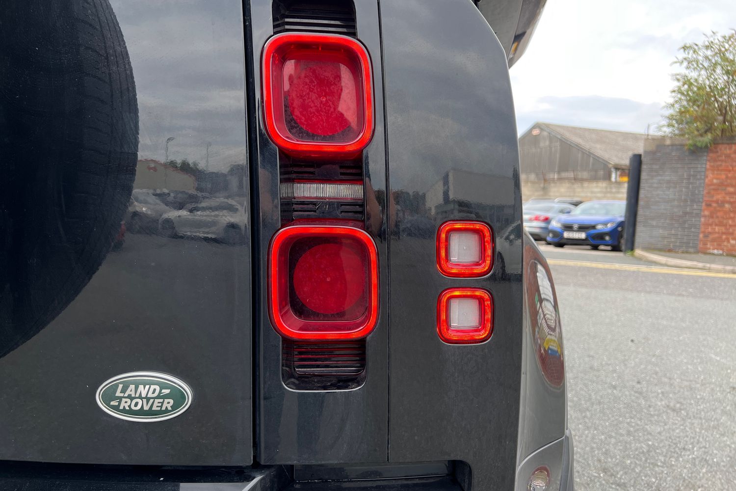 Used Land Rover Defender 2022 for sale - 76140288: Photo 20