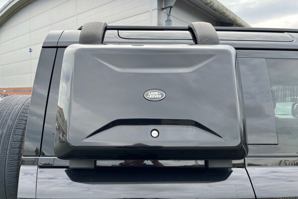 Used Land Rover Defender 2022 for sale - 76140288: Photo 22