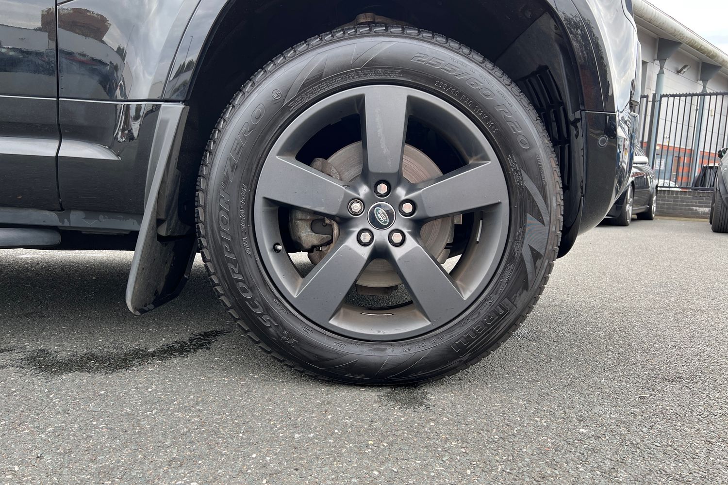 Used Land Rover Defender 2022 for sale - 76140288: Photo 5