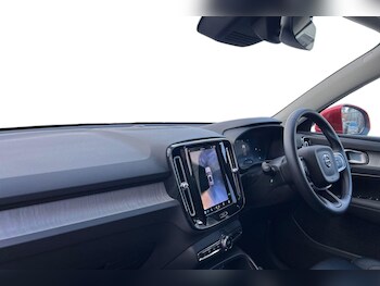 Used Volvo XC40 2025 for sale - 77476508: Photo