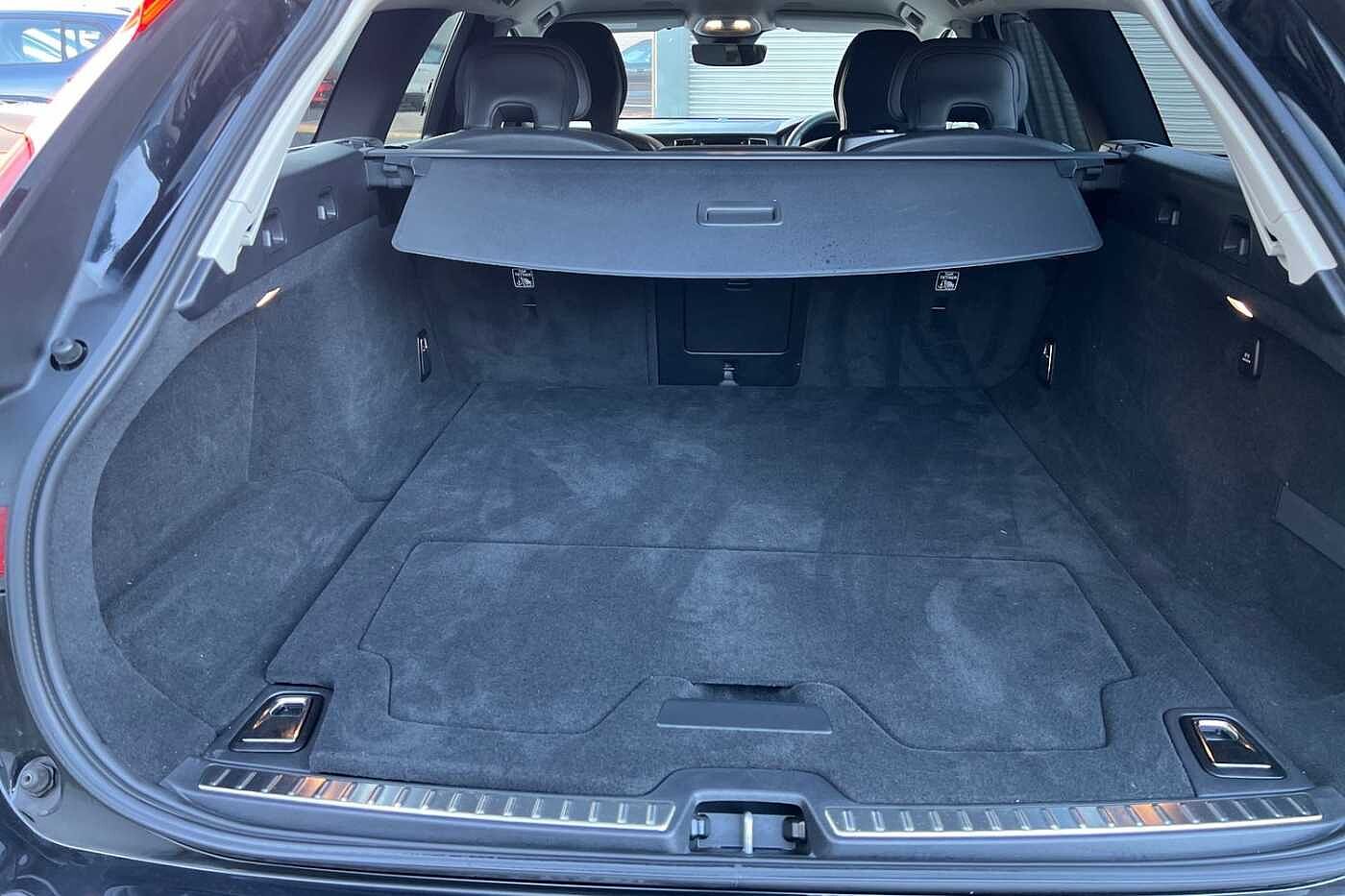 Used Volvo V90 2024 for sale - 76881678: Photo 8