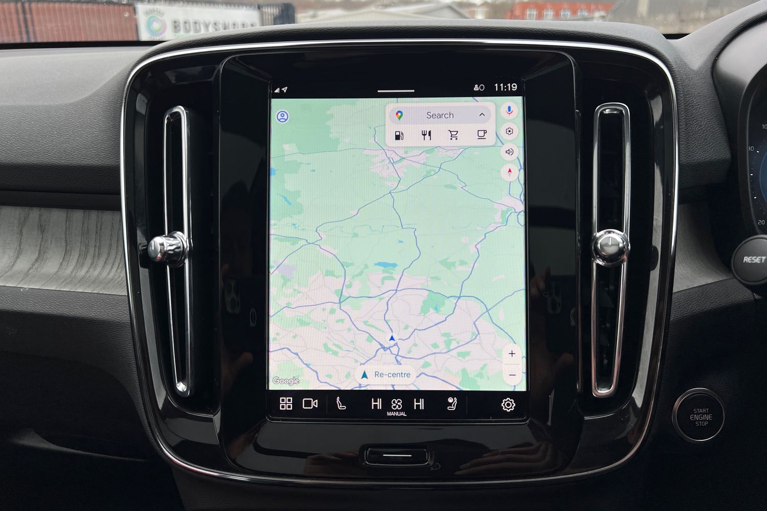 Used Volvo XC40 2025 for sale - 77606940: Photo 15