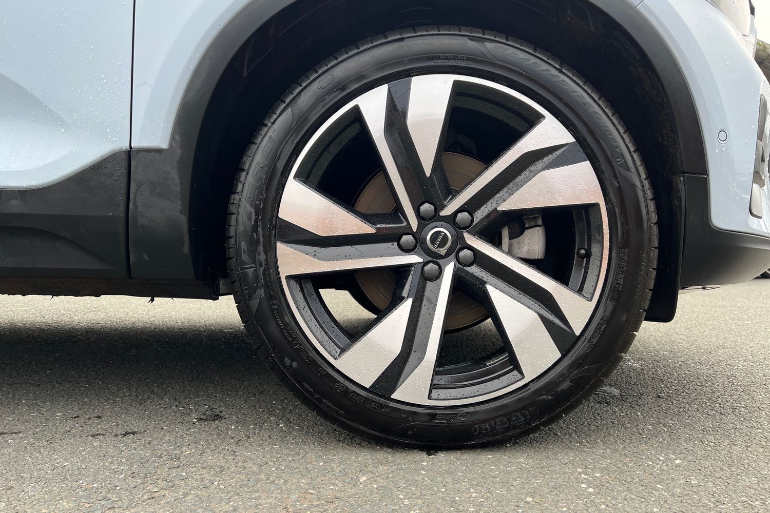 Used Volvo XC40 2025 for sale - 77606940: Photo 5