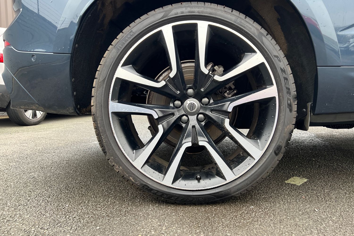 Used Volvo XC60 2022 for sale - 77353722: Photo 5