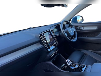 Used Volvo XC40 2024 for sale - 76507730: Photo