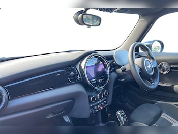 Used MINI Hatch 2021 for sale - 75710245: Photo