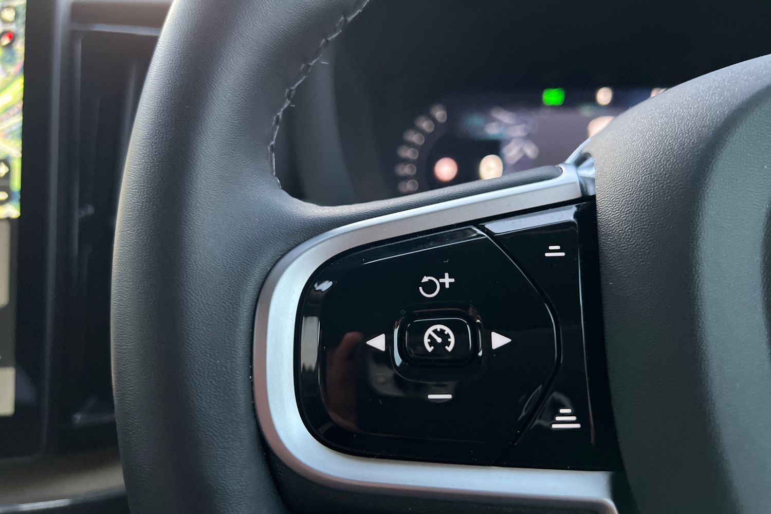 Used Volvo XC60 2025 for sale - 76479686: Photo 11