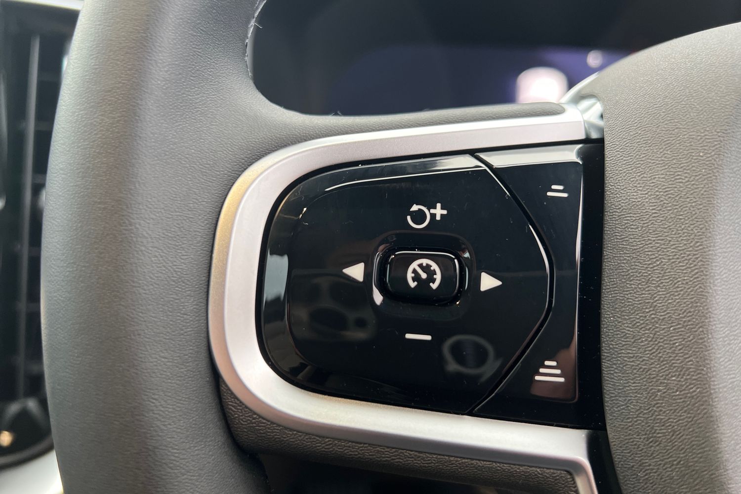 Used Volvo XC90 2025 for sale - 76738124: Photo 11