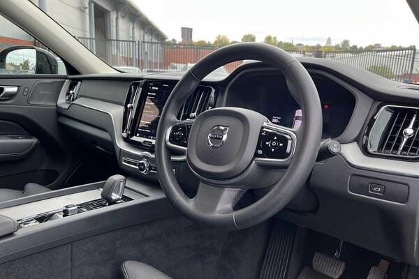 Used Volvo XC60 2024 for sale - 76289708: Photo 10