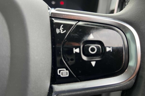 Used Volvo XC60 2024 for sale - 76289708: Photo 12