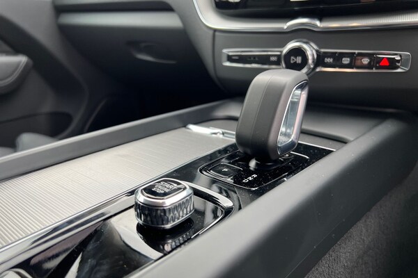 Used Volvo XC60 2024 for sale - 76289708: Photo 13