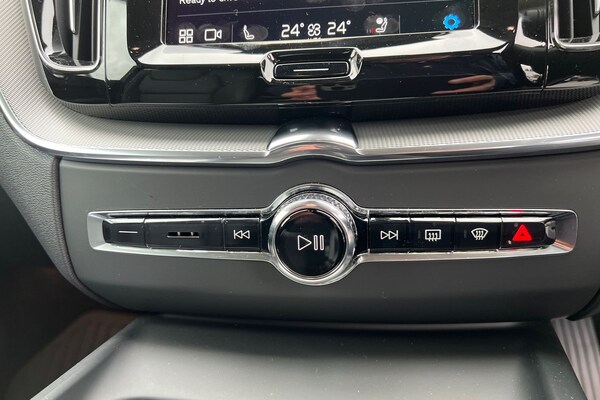 Used Volvo XC60 2024 for sale - 76289708: Photo 14