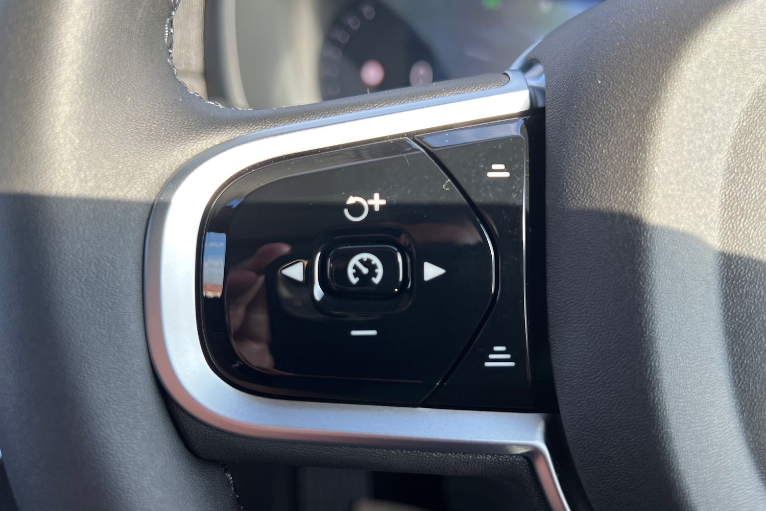 Used Volvo XC90 2025 for sale - 76393623: Photo 11